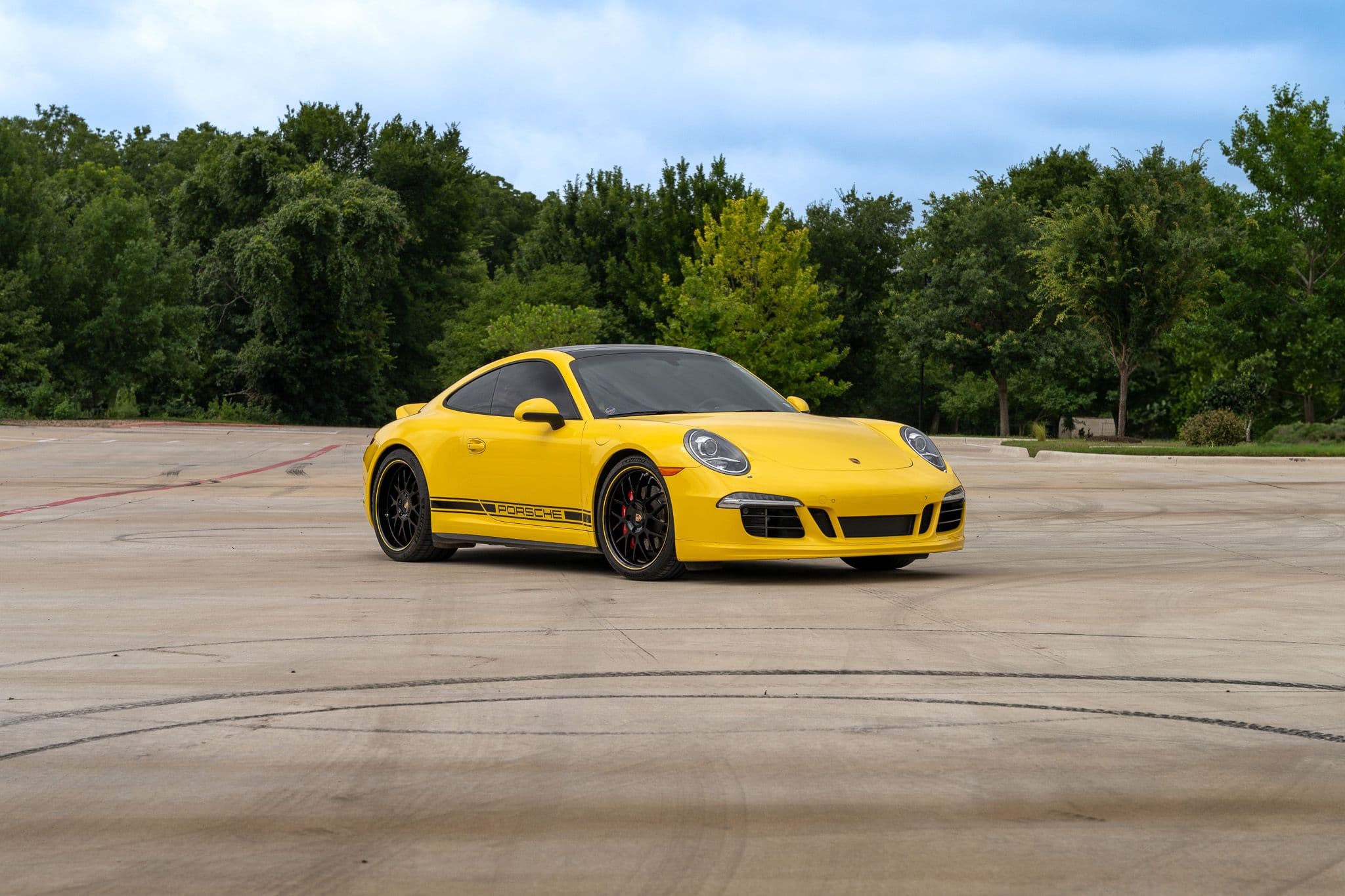 Yellow Porsche 911 Car Photography